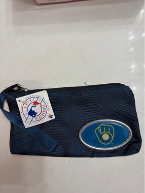 Milwaukee Vintage Brewers MLB Zippered Wristlet Pouch - New with Tag